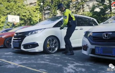 交警为什么不管改装牧马人(交警为什么不抓改装车)