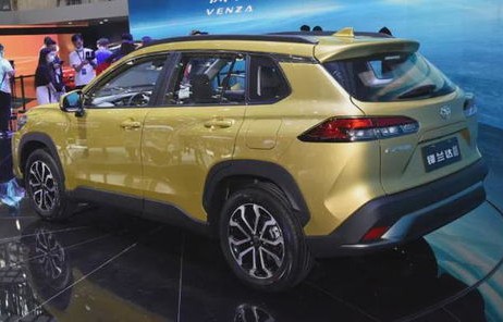 丰田锋兰达2023新款报价及图片(丰田锋兰达2023新款报价及图片参数及价格)