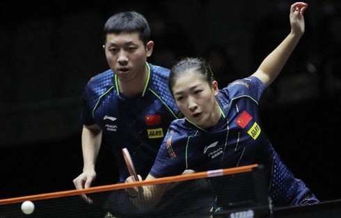 马龙刘诗雯正装亮相，混双赛场展现风采