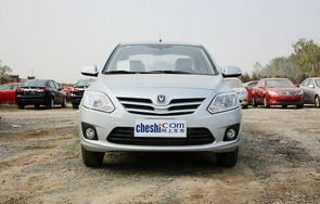 长安悦翔v3报价及图片(长安悦翔v3报价及图片16款)