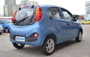 奇瑞qq汽车多少钱一辆(奇瑞车现在多少钱)