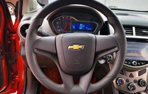 雪佛兰爱唯欧2014款价格(雪佛兰爱唯欧2015款价格)