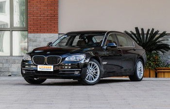 宝马760li报价及图片(宝马760报价2020款)