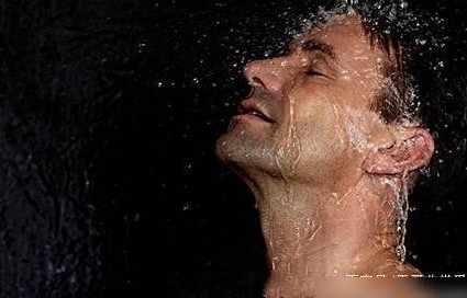 南方人真的需要天天洗澡吗？——一种生活方式的重新审视