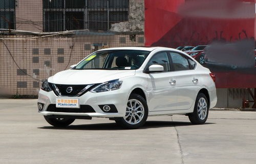 日产轩逸最低价(日产轩逸最低价598万自动几个颜色)