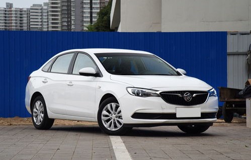 10万元以下小车报价(10万以下的轿车排行榜2020)