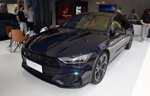 奥迪a7l价格及图片报价(奥迪a7l车报价2021款官方指导价)