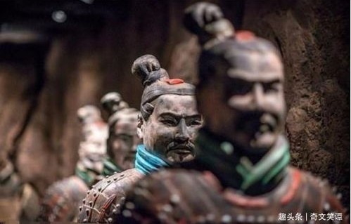 游客潮涌，兵马俑开启夜间守护模式