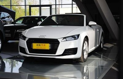 奥迪tt敞篷版多少钱(奥迪tt2017款敞篷)