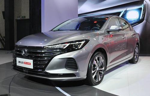 中大型轿车排名前十名(国产车排行榜第一名)