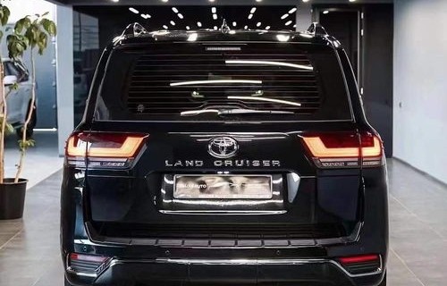 兰德酷路泽lc300价格(兰德酷路泽lc300价格黑色)