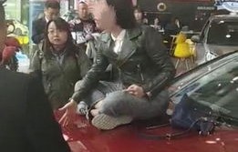 西安奔驰女车主事件(西安奔驰女车主事件后续报道)