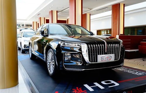 红旗小轿车多少钱一辆(红旗小车价格及图片)