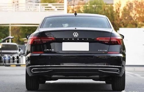 大众帕萨特落地价(大众帕萨特落地价格多少)