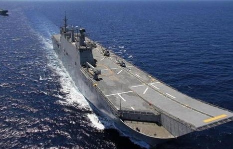 解放军双航母编队演练震撼画面，海空雄心壮志，铸就海洋强国梦