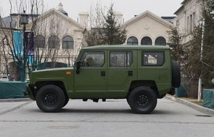 军用越野车民用版(军用越野车民用版推荐)