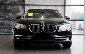 宝马760顶配多少钱(宝马760顶配多少钱一台)