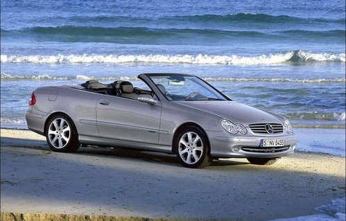 奔驰e300报价多少钱(奔驰e300l新车报价2024)