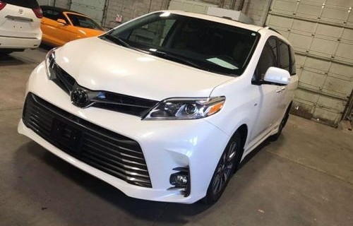 丰田塞纳多少钱(丰田塞纳多少钱落地)