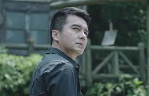 晓华的三天，发型师与他的疲惫斗争