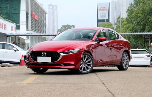 马自达3昂克赛拉图片(马自达3昂克赛拉图片白色)