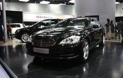 奔驰s300报价(奔驰s300报价及图片)