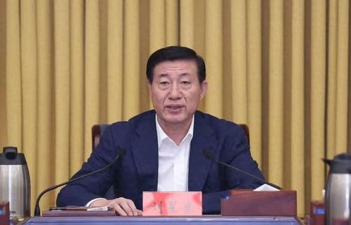 市委书记被查，曾经的省委书记秘书的背后