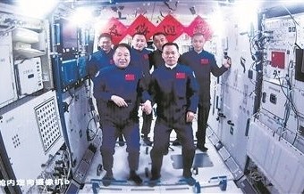 红旗领航，航天员出征转运车辆首次换新纪元