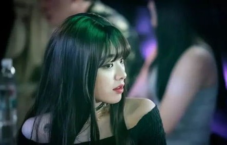 短剧恶魔秘书的魅力世界，80集的精彩纷呈