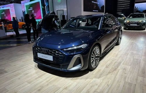 奥迪最新款2024款(奥迪最新款2024款Q5)