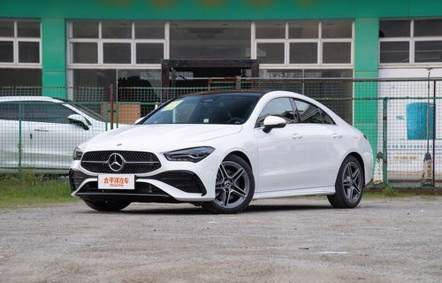 奔驰cla200最新价格(奔驰cla200最新价格2022款图片)