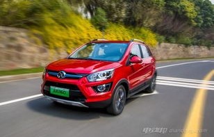 15万左右的油电混合汽车(15万左右的油电混合汽车推荐哪款)