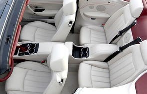 玛莎拉蒂敞篷跑车(玛莎拉蒂敞篷跑车2座)