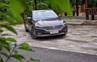 朗逸图片和价格(大众朗逸属于什么档次)