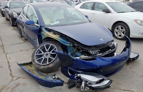 特斯拉事故(特斯拉事故车退一赔三案例二审结果)