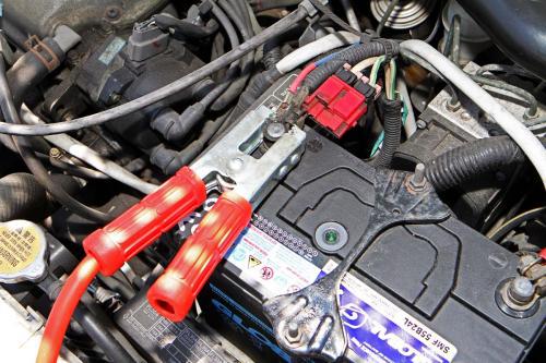 蒙迪欧(蒙迪欧电瓶没电,无法启动怎么办)