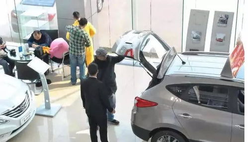 新手建议买轿车还是suv(新手应该买轿车还是suv)