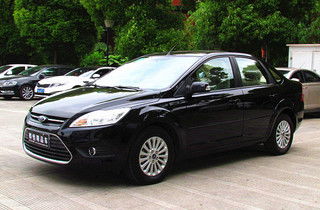 09年福克斯三厢值多少钱(09款福克斯三厢能卖多少钱)