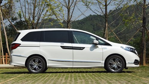 荣威mpv商务车7座车(荣威mpv商务车7座车混动) 荣威mpv商务车7座车(荣威mpv商务车7座车混动)