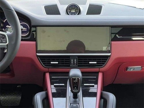 保时捷卡宴2022款落地多少钱(2022年保时捷卡宴多少钱)