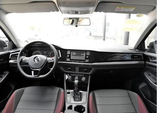 宝来和朗逸对比哪个更胜一筹(朗逸和宝来哪个更值得购买)