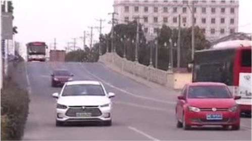 家庭遭遇迷雾,一家三口遇堵车,丈夫离奇失踪 家庭遭遇迷雾,一家三口遇堵车,丈夫离奇失踪